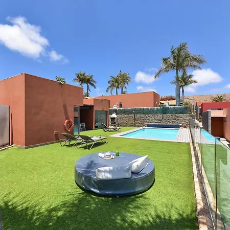 Top Villas *