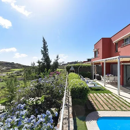 By Villagrancanaria Villa *